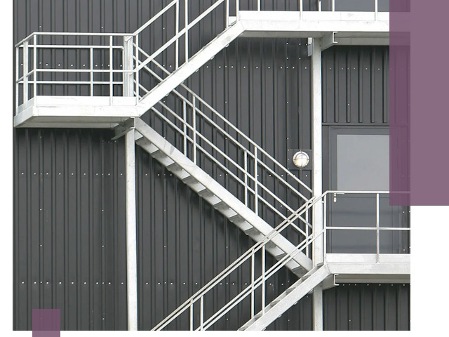 Изготовление и монтаж пожарных лестниц в Сарапуле быстро и надежно