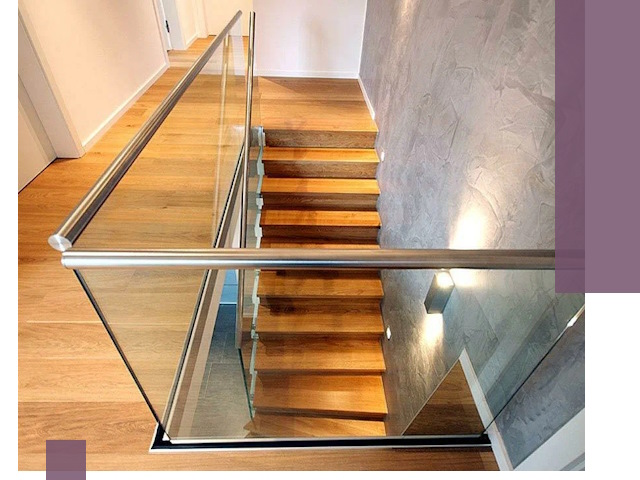 Перила для лестницы в доме — изготовление и монтаж в Сарапуле