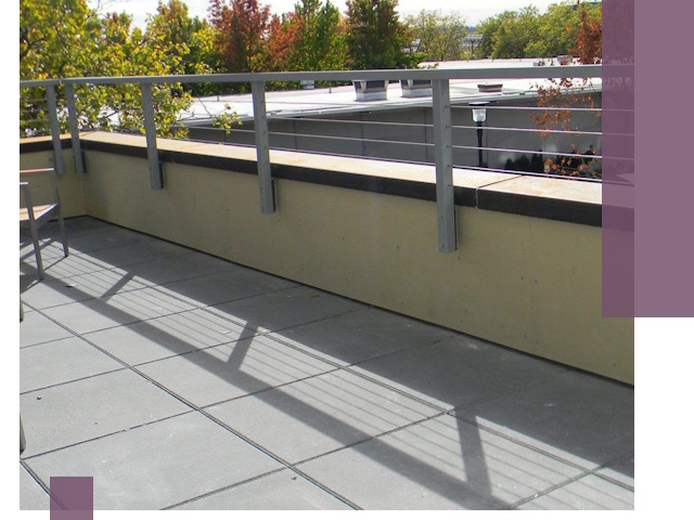 Металлические парапеты под ключ в Сарапуле: монтаж и изготовление