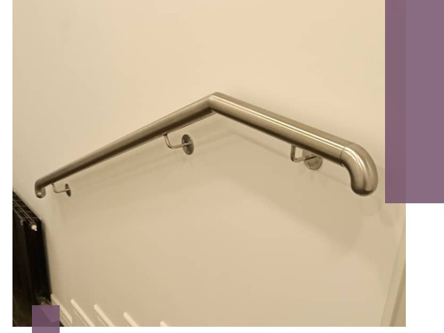 Изготовление пристенных поручней в Сарапуле под ключ за сроки