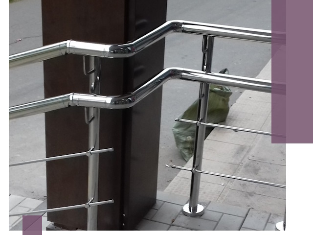 Монтаж поручней из нержавеющей стали в Сарапуле качественно и быстро